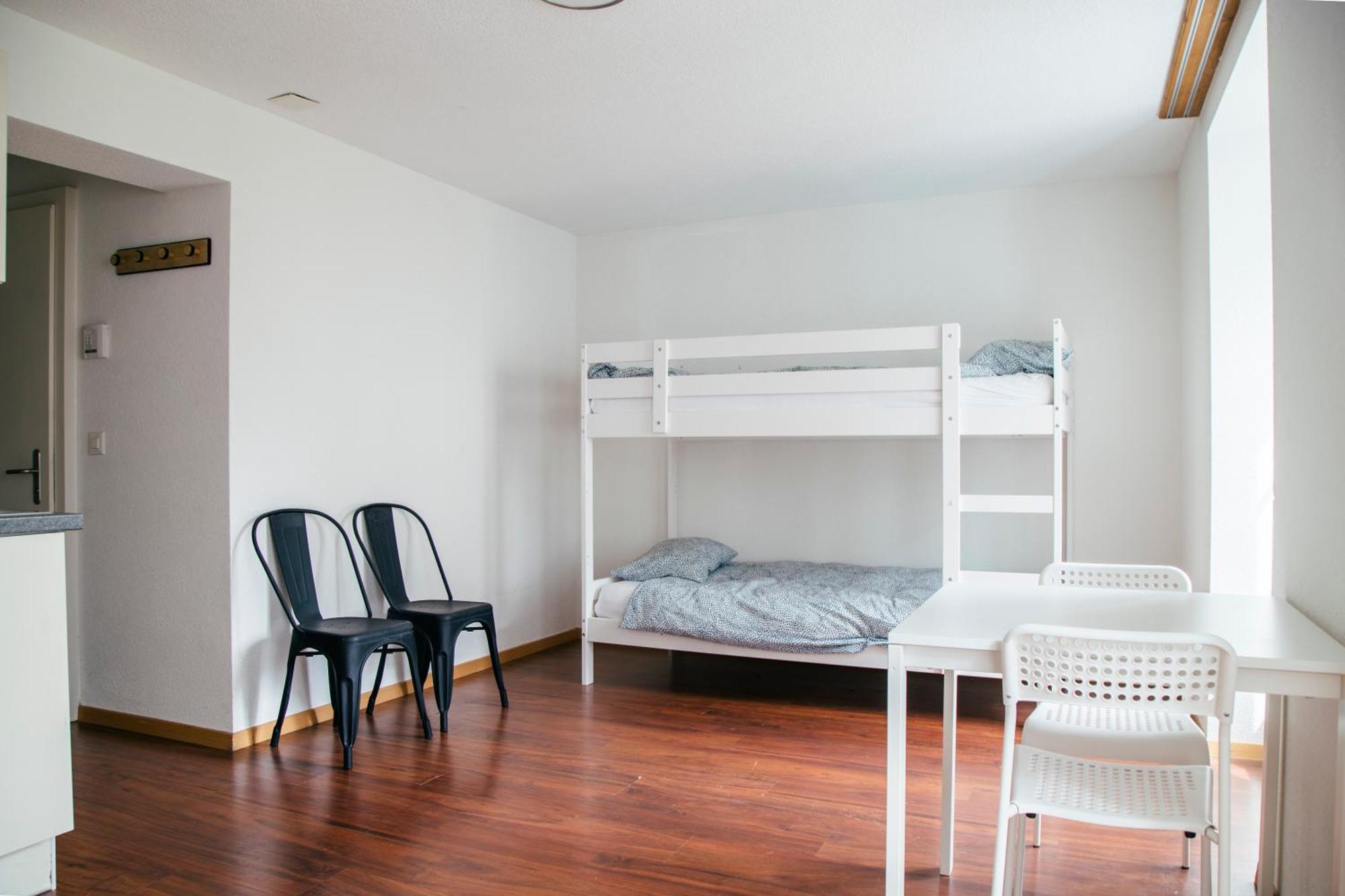 Nimbuzzz Apartments Unterseen Kültér fotó