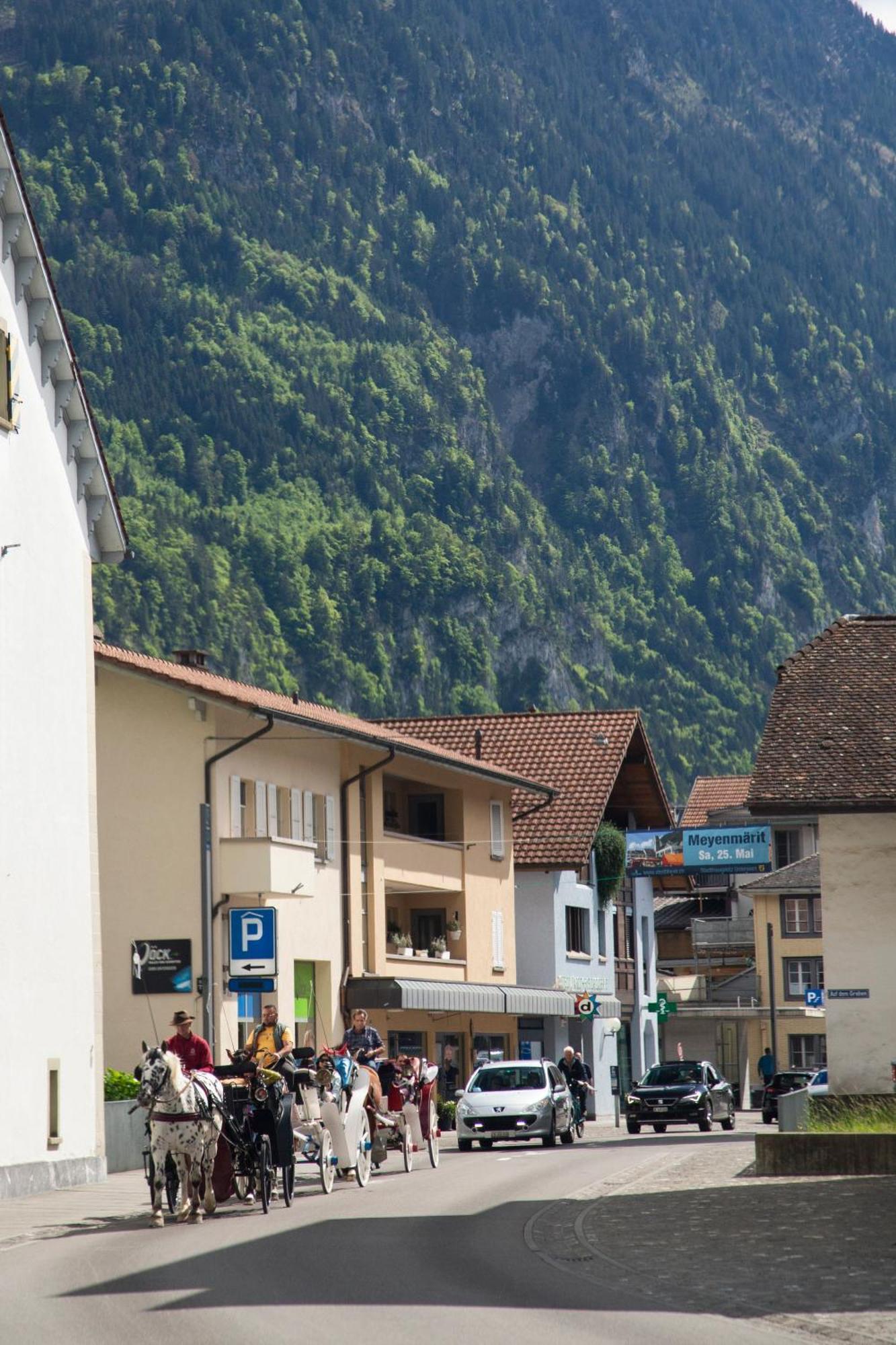 Nimbuzzz Apartments Unterseen Kültér fotó
